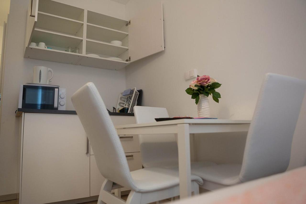 Betariel'Com Hauptbahnhof Apartment Viena Exterior foto